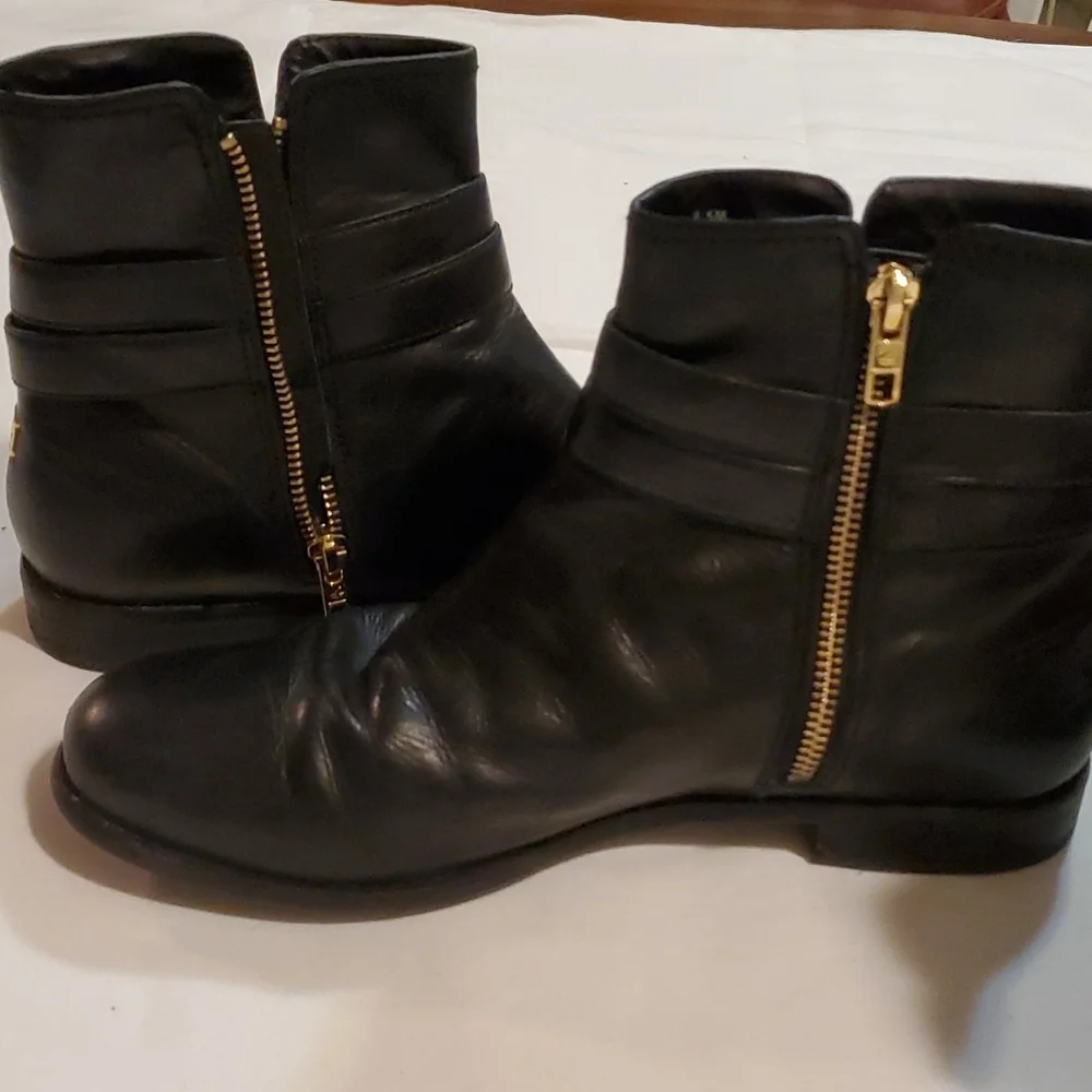 Ankle boots